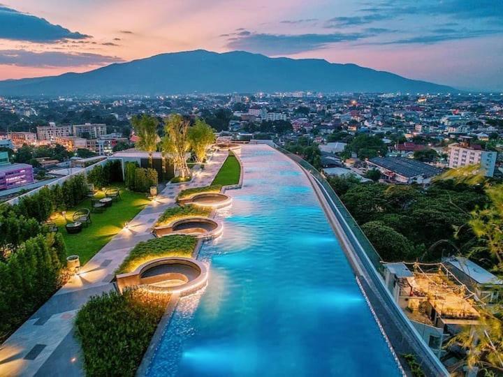 Căn hộ Astra Sky River 2 Bedroom Rooftop Swimming Pool Gym Centre
