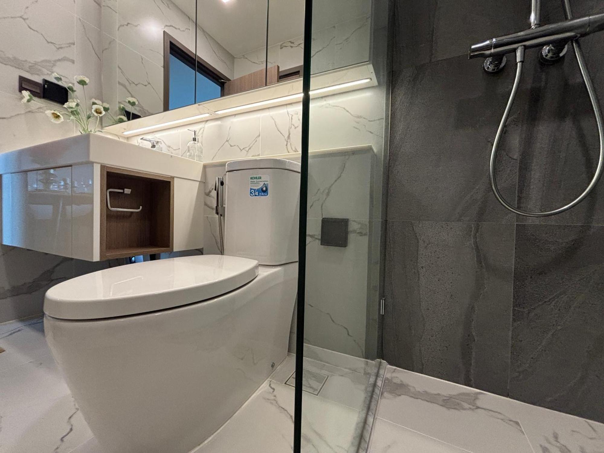 Căn hộ Astra Sky River 2 Bedroom Rooftop Swimming Pool Gym Centre