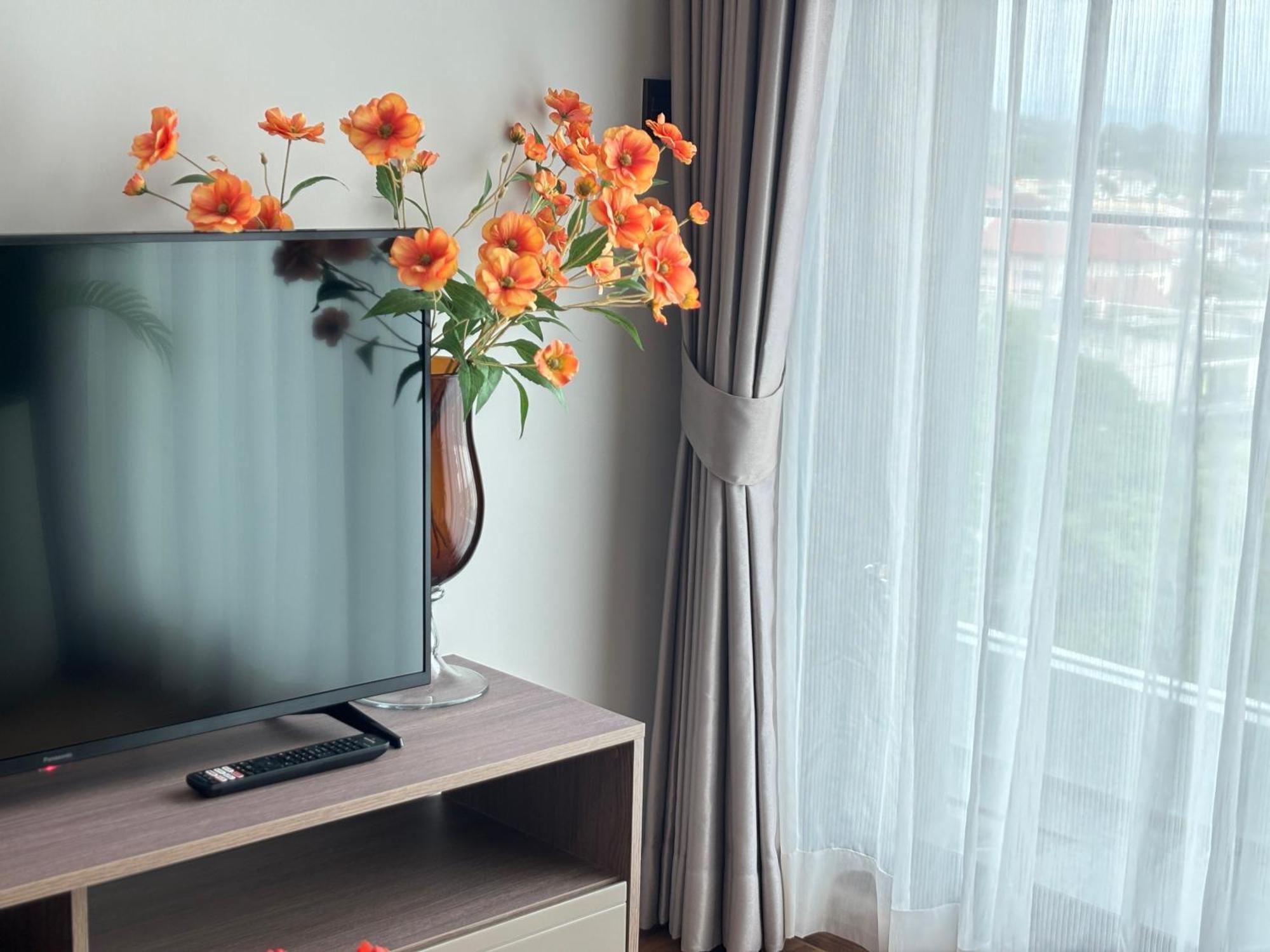 Căn hộ Astra Sky River 2 Bedroom Rooftop Swimming Pool Gym Centre *