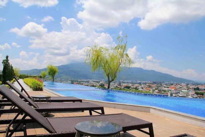 Căn hộ Astra Sky River 2 Bedroom Rooftop Swimming Pool Gym Centre