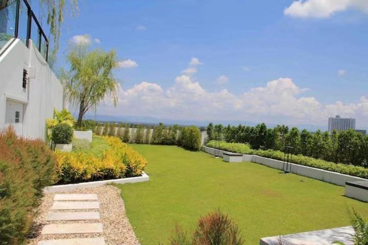 Căn hộ Astra Sky River 2 Bedroom Rooftop Swimming Pool Gym Centre